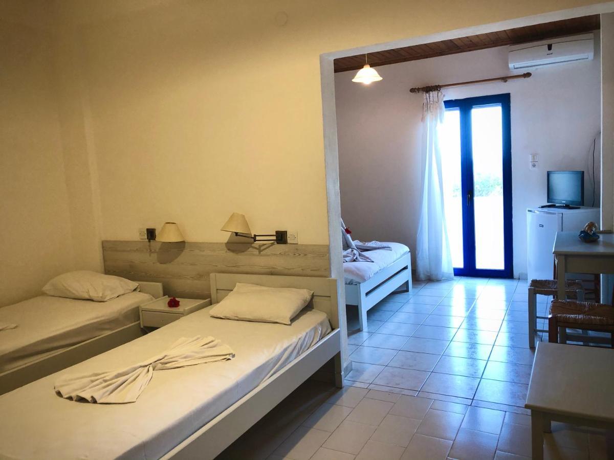 Flisvos Rooms Frangokastello Екстериор снимка