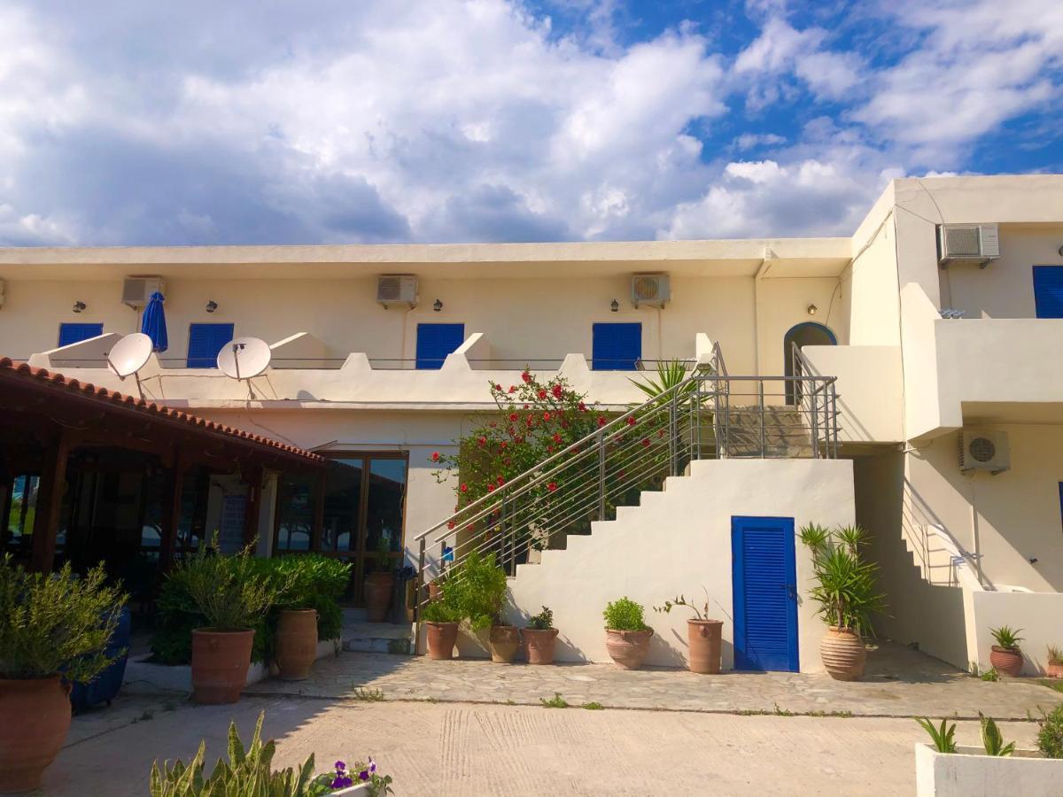 Flisvos Rooms Frangokastello Екстериор снимка