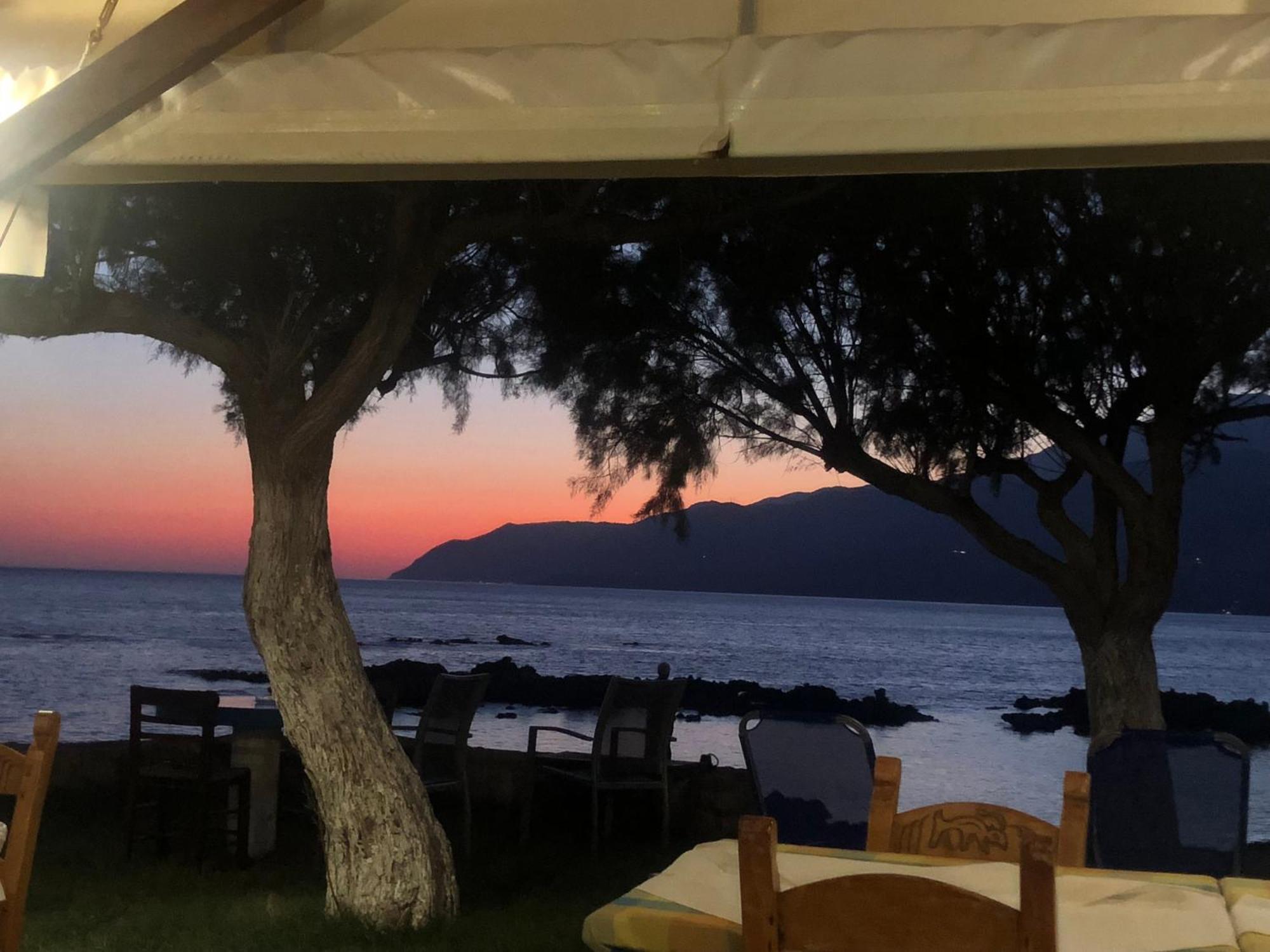 Flisvos Rooms Frangokastello Екстериор снимка